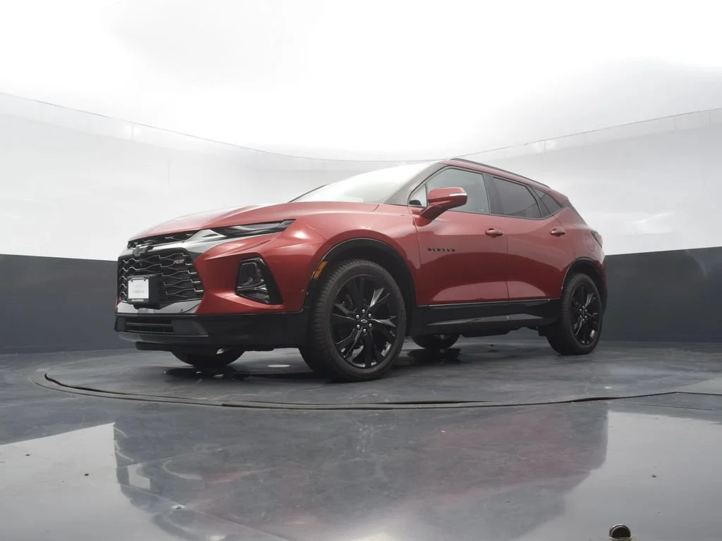 Used 2019 CAJUN RED TINTCOAT Chevrolet RS image 49