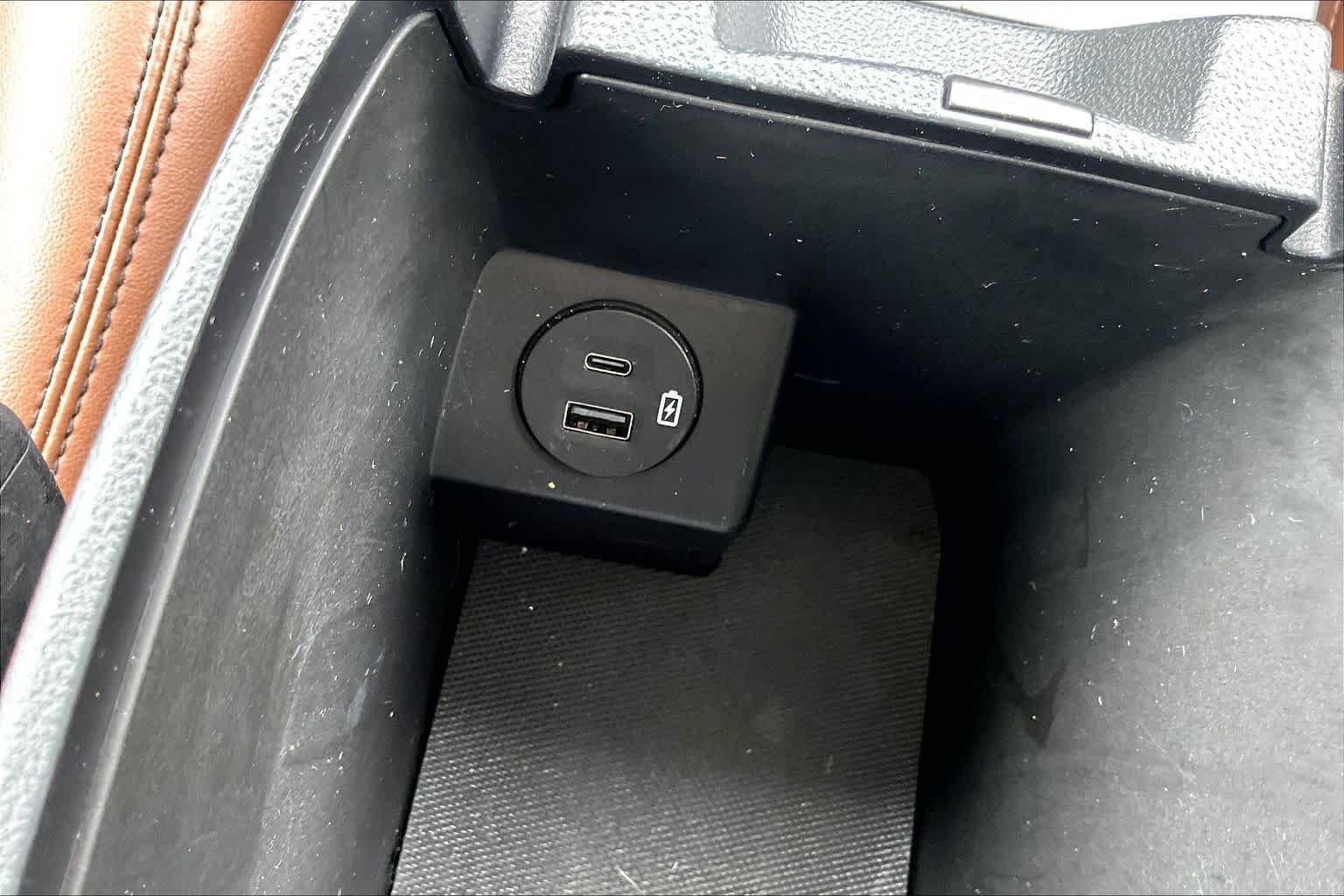 Used 2022 Carbonized Gray Ford Badlands image 36