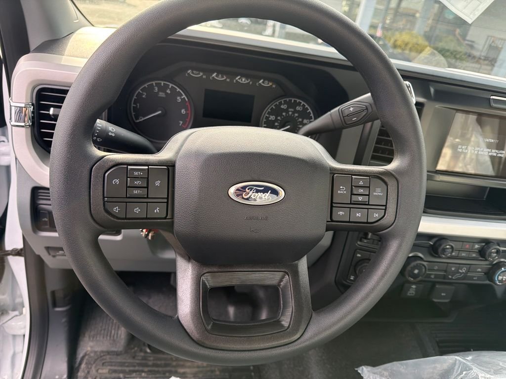 New 2026 Oxford White Ford Mechanical Body image 14