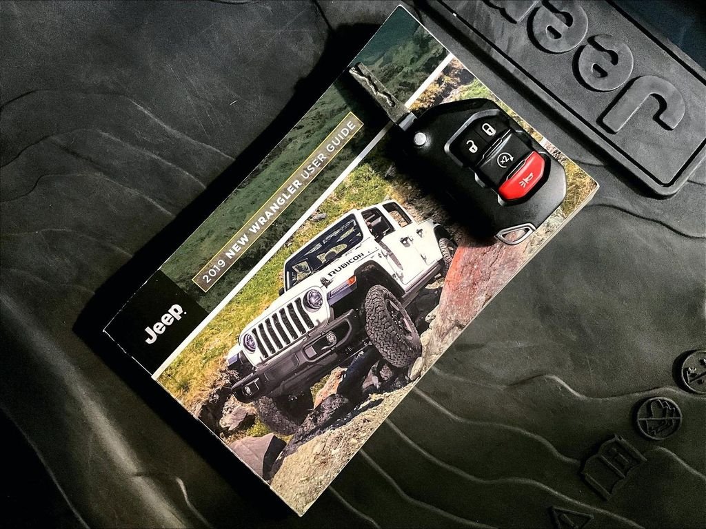 Used 2019 Blue Jeep Unlimited Sport S image 32