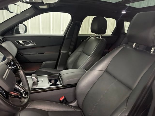 Certified Used 2025 Black Land Rover Dynamic SE image 10