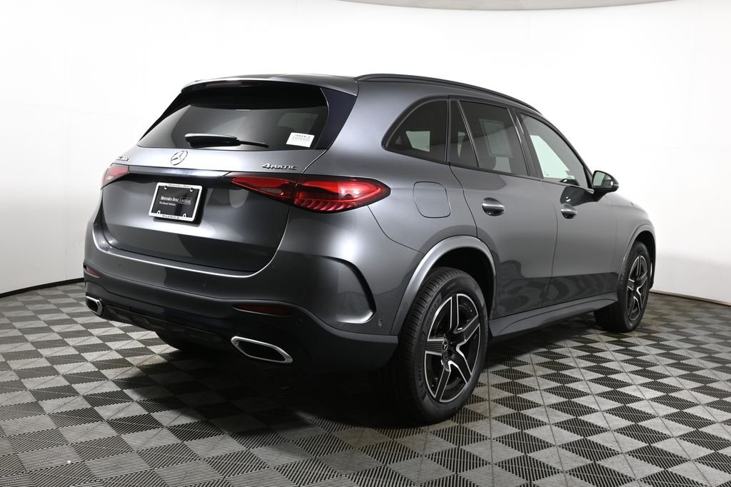 Used 2023 Selenite Gray Metallic Mercedes-Benz GLC 300 image 7
