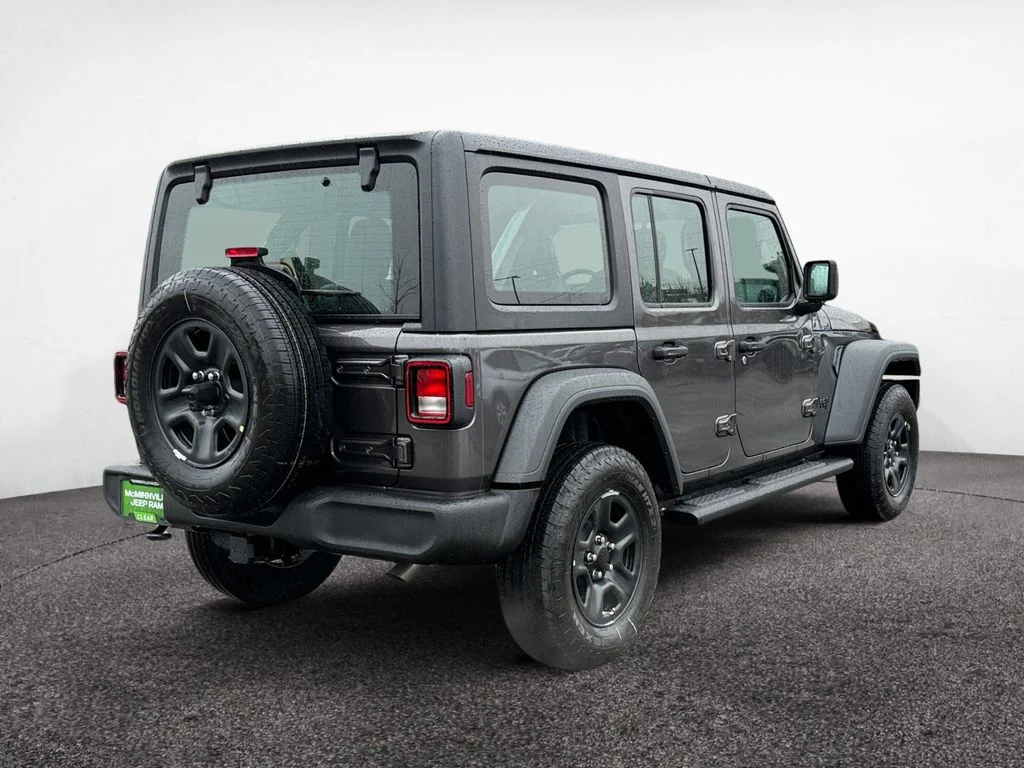 New 2026 Granite Crystal Metallic Clearcoat Jeep Sport image 5