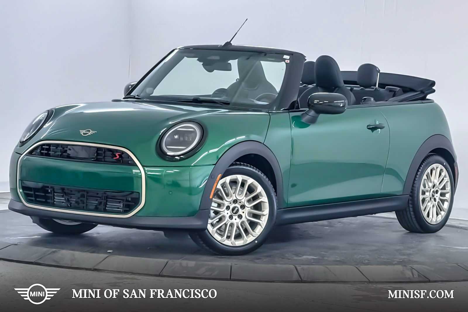 2026 MINI Convertible Signature Plus