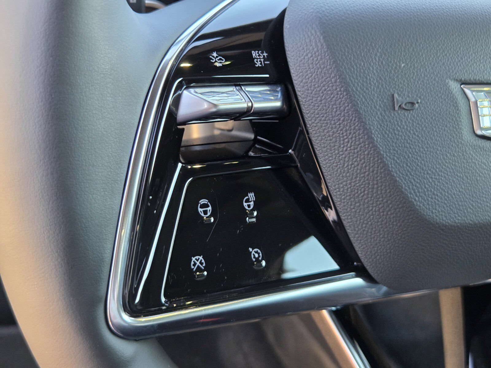 2027 Cadillac OPTIQ Premium Sport - Photo 21