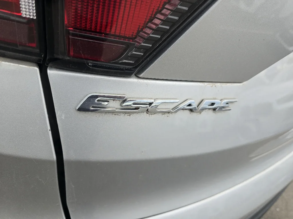 Used 2018 Ingot Silver Ford Titanium image 10