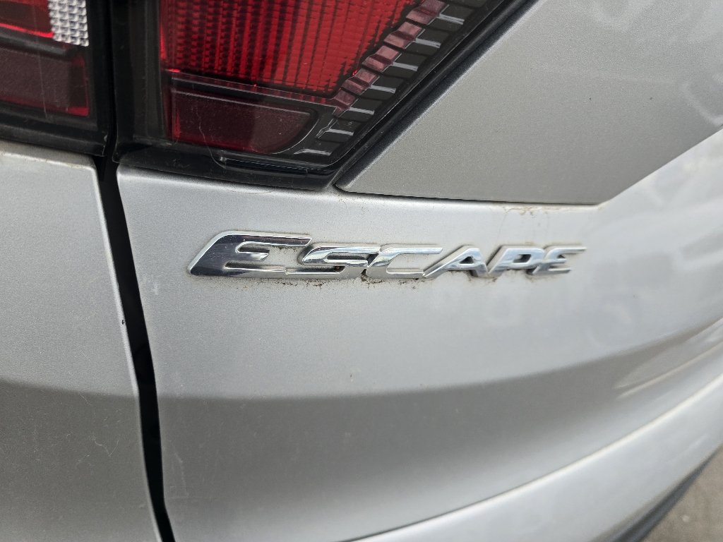 Used 2018 Ingot Silver Ford Titanium image 10