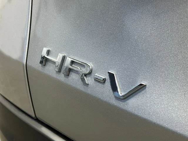 New 2027 Solar Silver Metallic Honda LX image 6