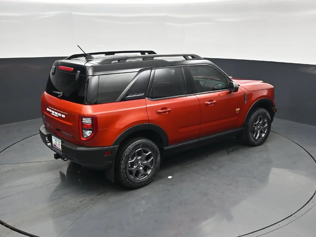 Used 2023 Red Ford Badlands image 35