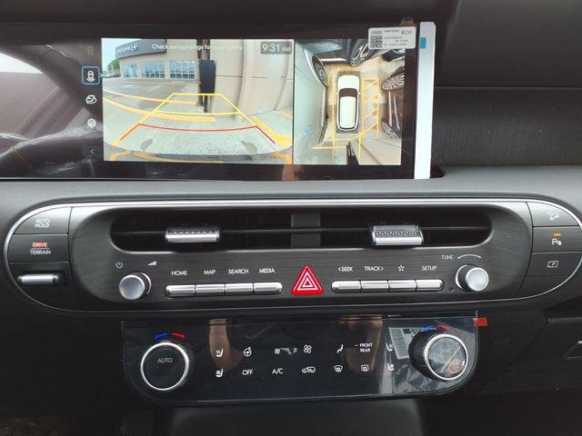 New 2026 White Hyundai SEL Premium AWD image 10