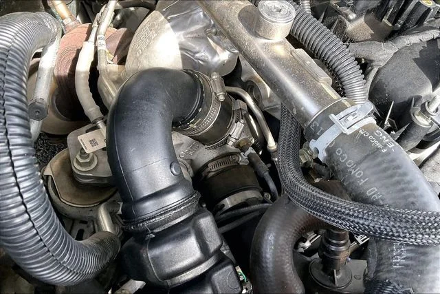 Used 2023 Green Ford EcoBoost image 34