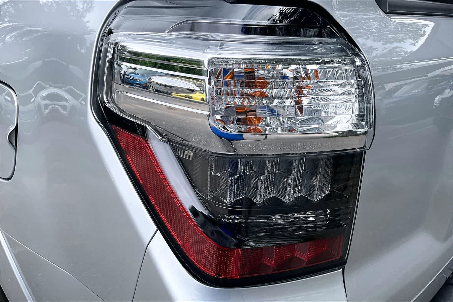 Used 2024 Classic Silver Metallic Toyota SR5 image 28