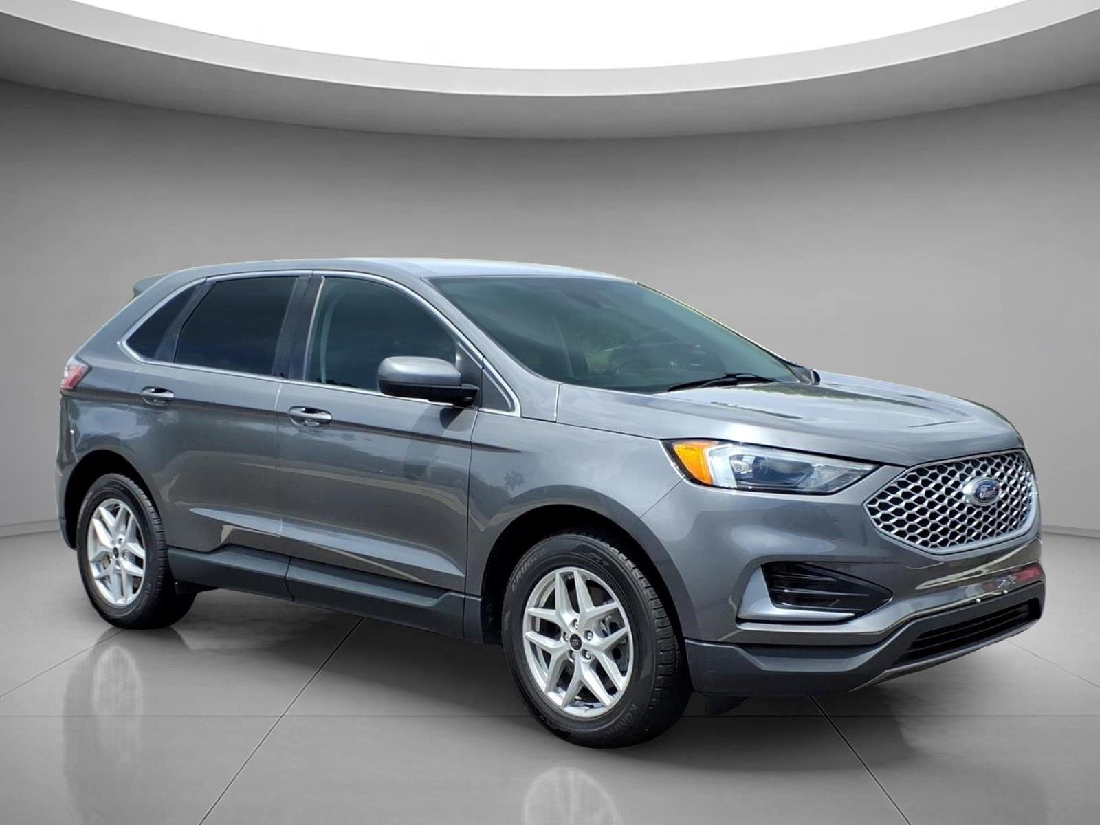 2023 Ford Edge
