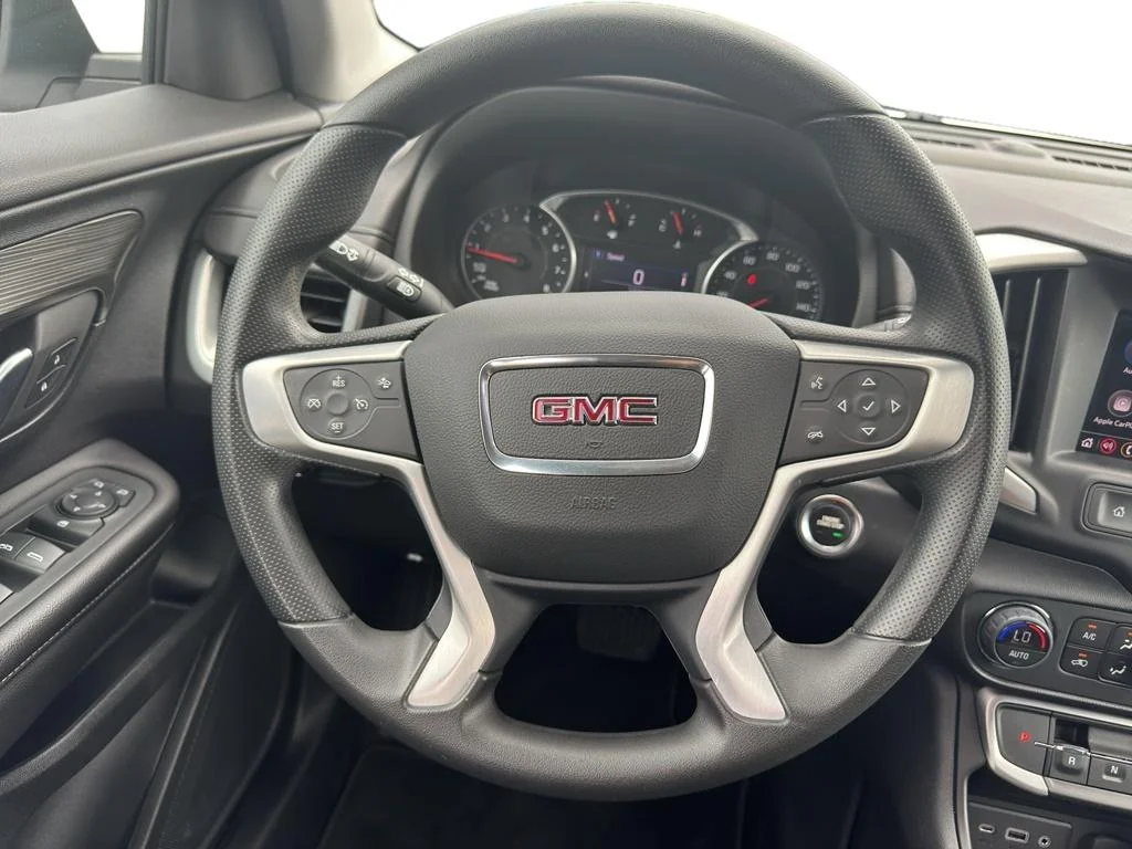Used 2022 Summit White GMC SLE image 8