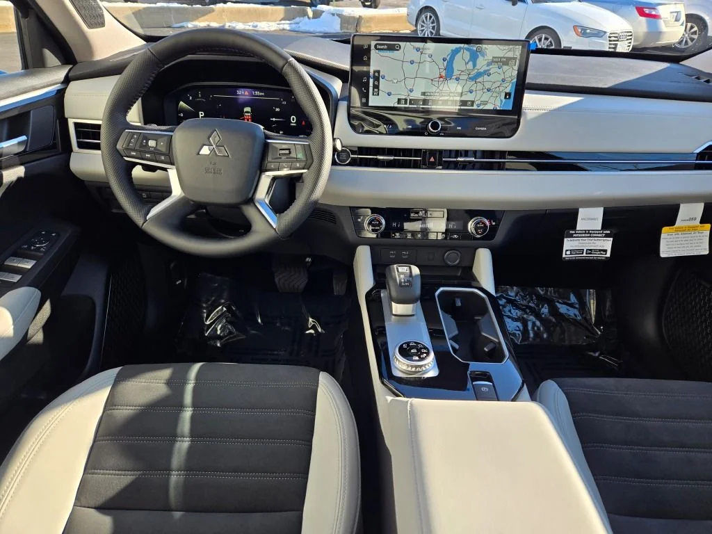 2026 Mitsubishi Outlander SE - Photo 14