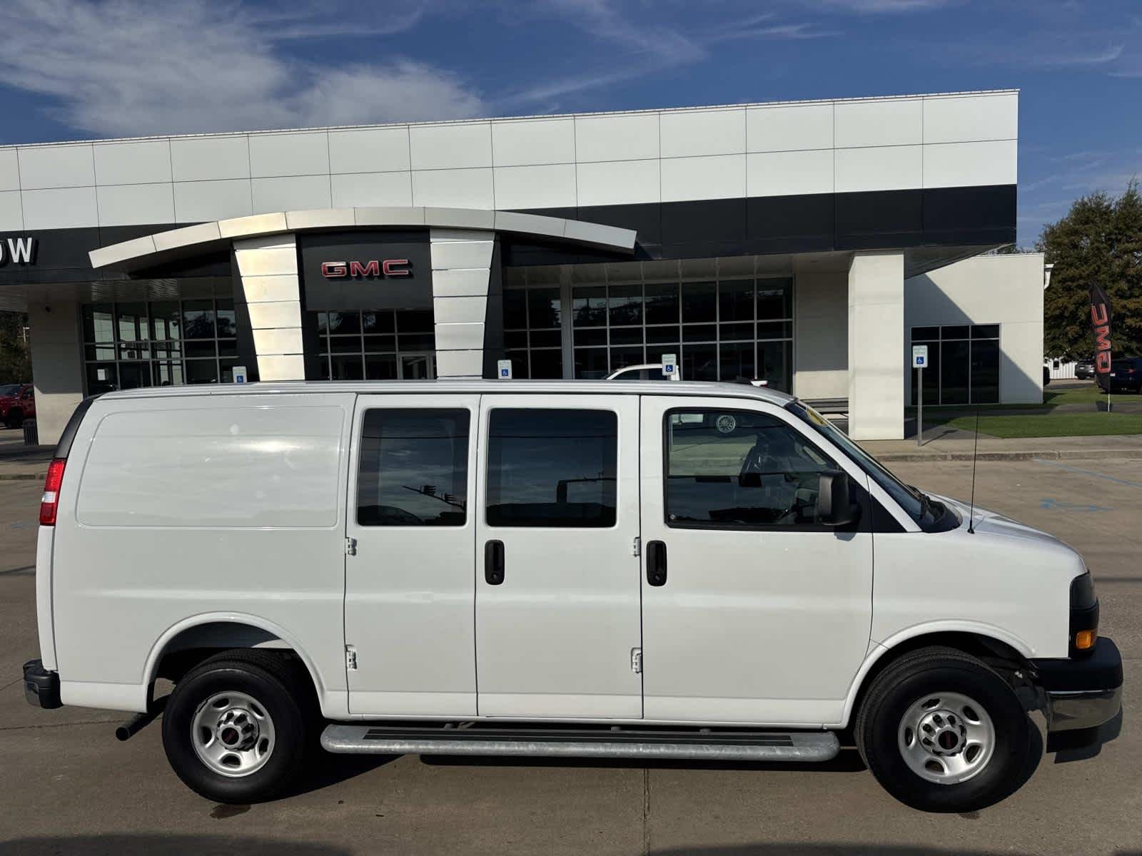 2025 GMC Savana Cargo