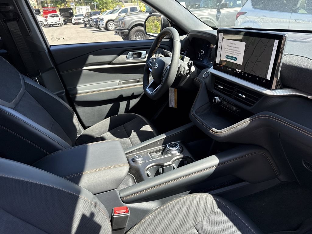 New 2026 Star White Metallic Tri-Coat Ford Tremor® image 27
