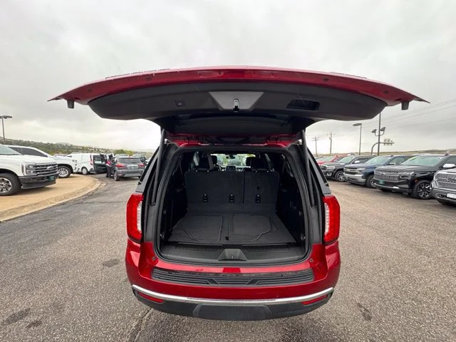 Certified Used 2022 CAYENNE RED TINTCOAT GMC SLT image 27