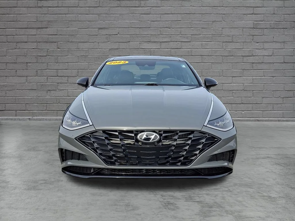 Used 2023 Hampton Gray Hyundai SEL Plus image 4