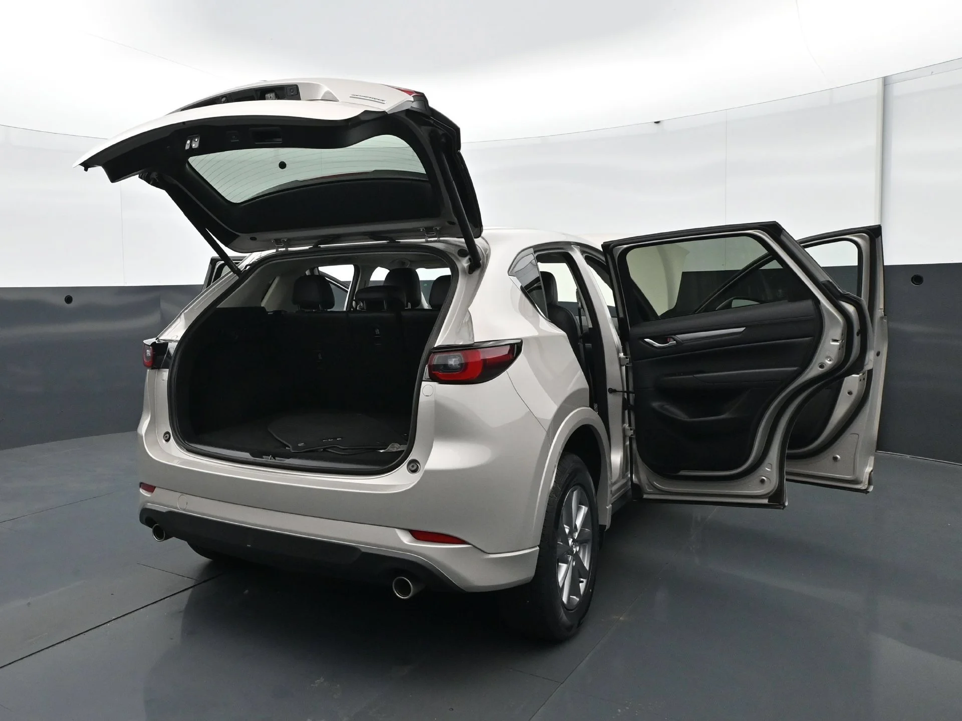 Used 2025 Platinum Quartz Metallic Mazda 2.5 S Preferred Package image 33