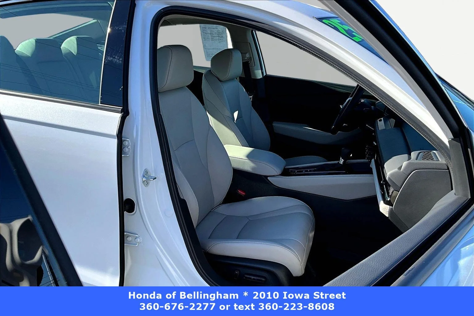 Certified Used 2025 Platinum White Pearl Honda HYBRID TOURING image 58