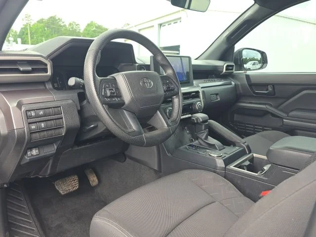 Used 2025 White Toyota SR5 image 22