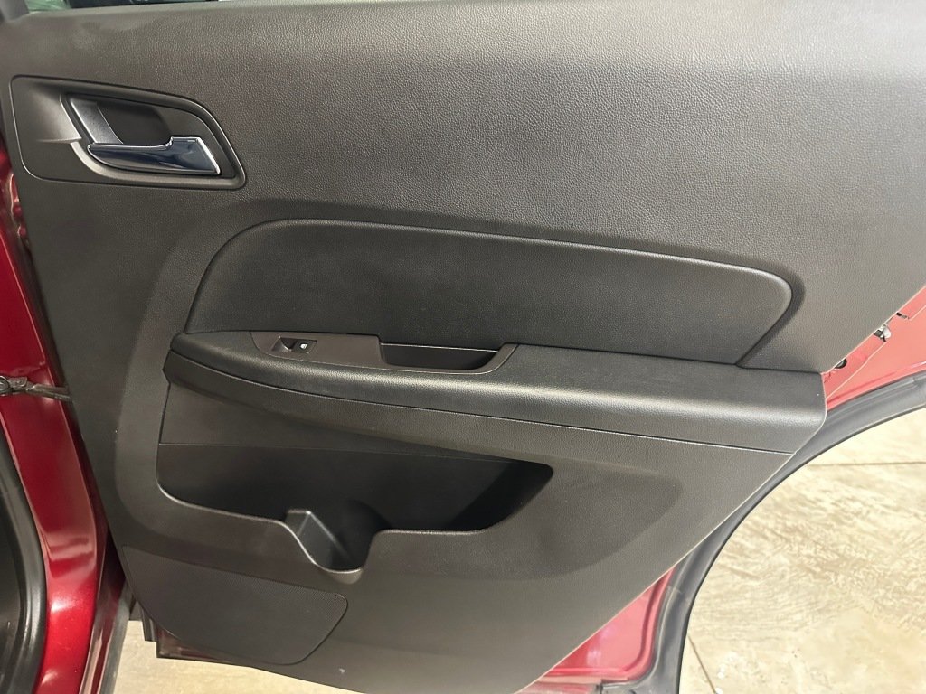 Used 2017 Siren Red Tintcoat Chevrolet Premier image 29