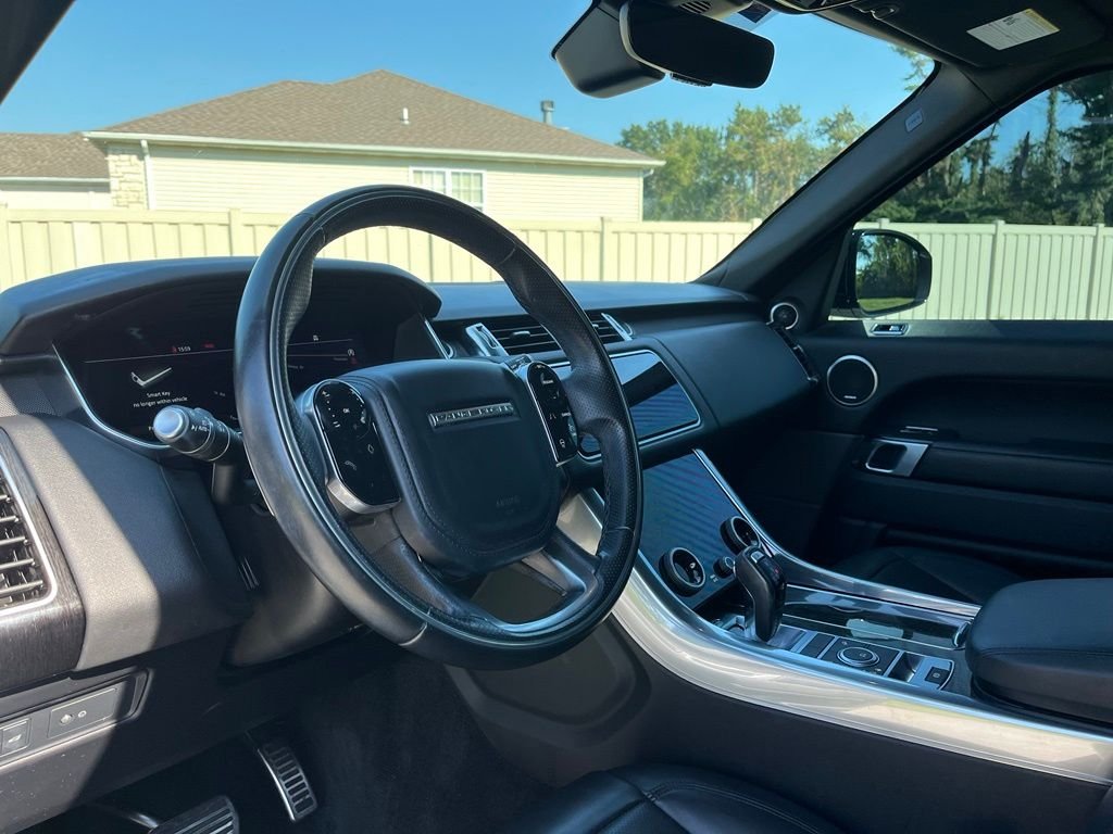 Used 2022 White Land Rover HSE Silver Edition image 19