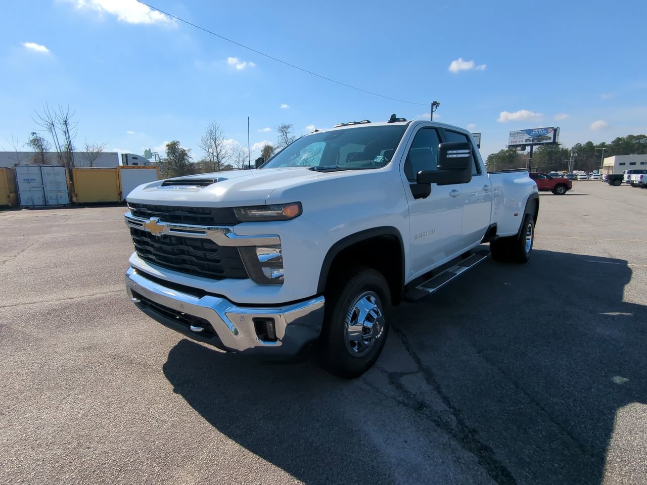 2026 Chevrolet Silverado 3500 HD LT - Photo 7