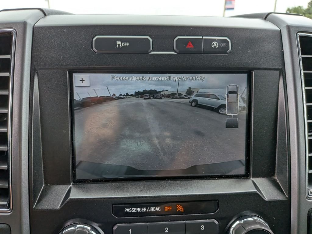 Used 2019 Blue Ford XLT image 21