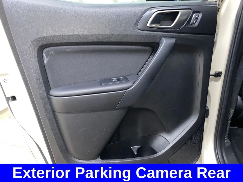 Used 2022 Beige Ford XLT image 13
