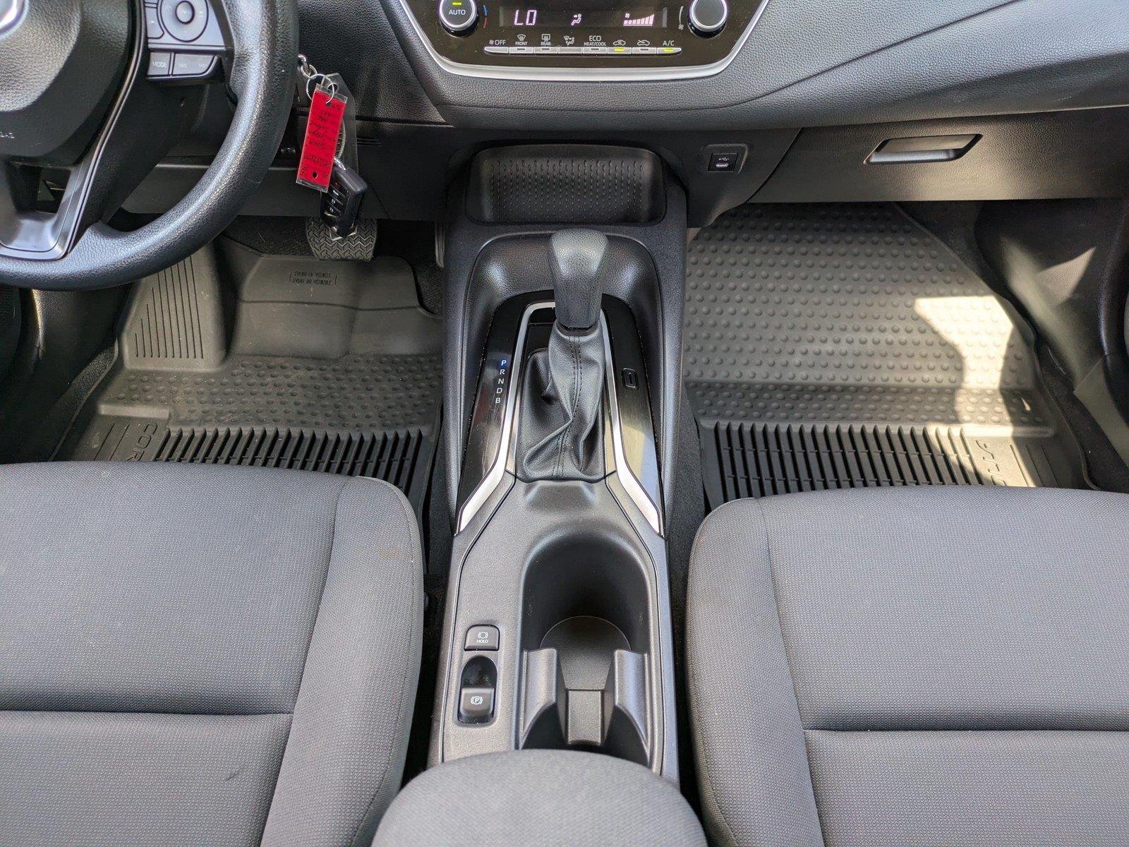Used 2025  Toyota LE image 18