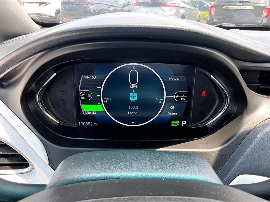 Used 2017 White Chevrolet LT image 24