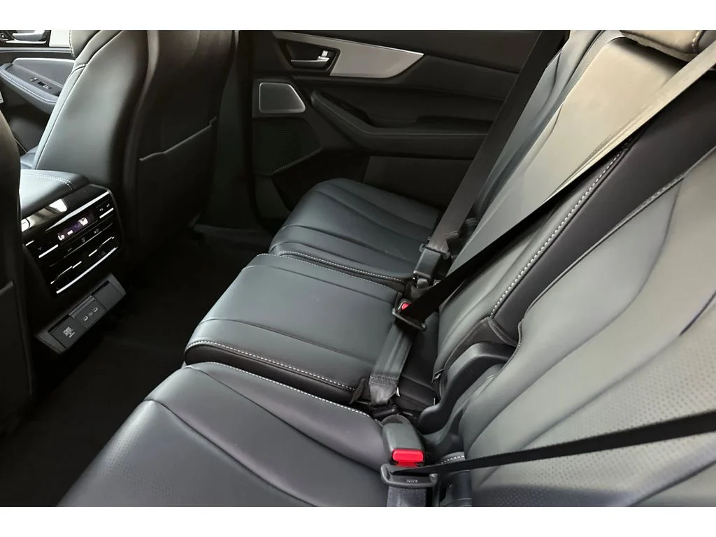 New 2026 Platinum White Pearl Acura w/Technology Package image 9