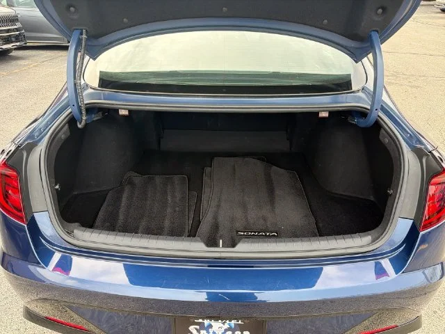 Used 2021 Blue Hyundai SEL Plus image 23