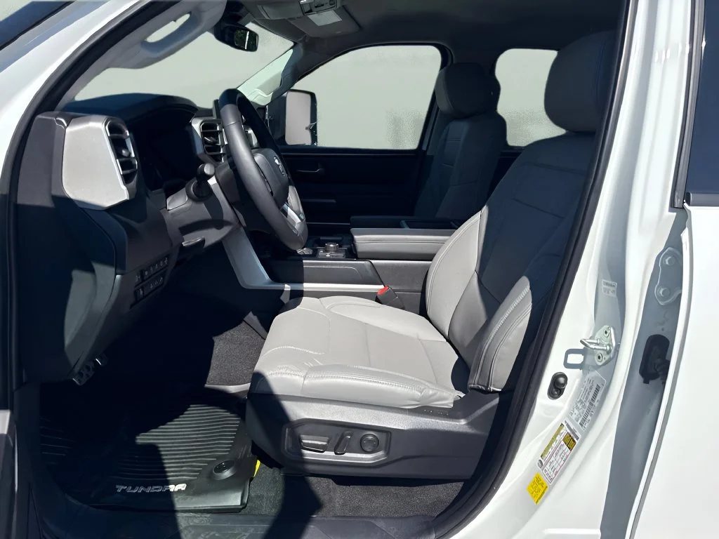 Used 2023 White Toyota SR5 image 9