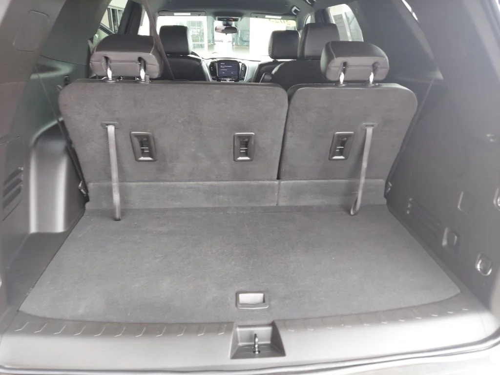 Used 2023 White Chevrolet LT Leather image 44