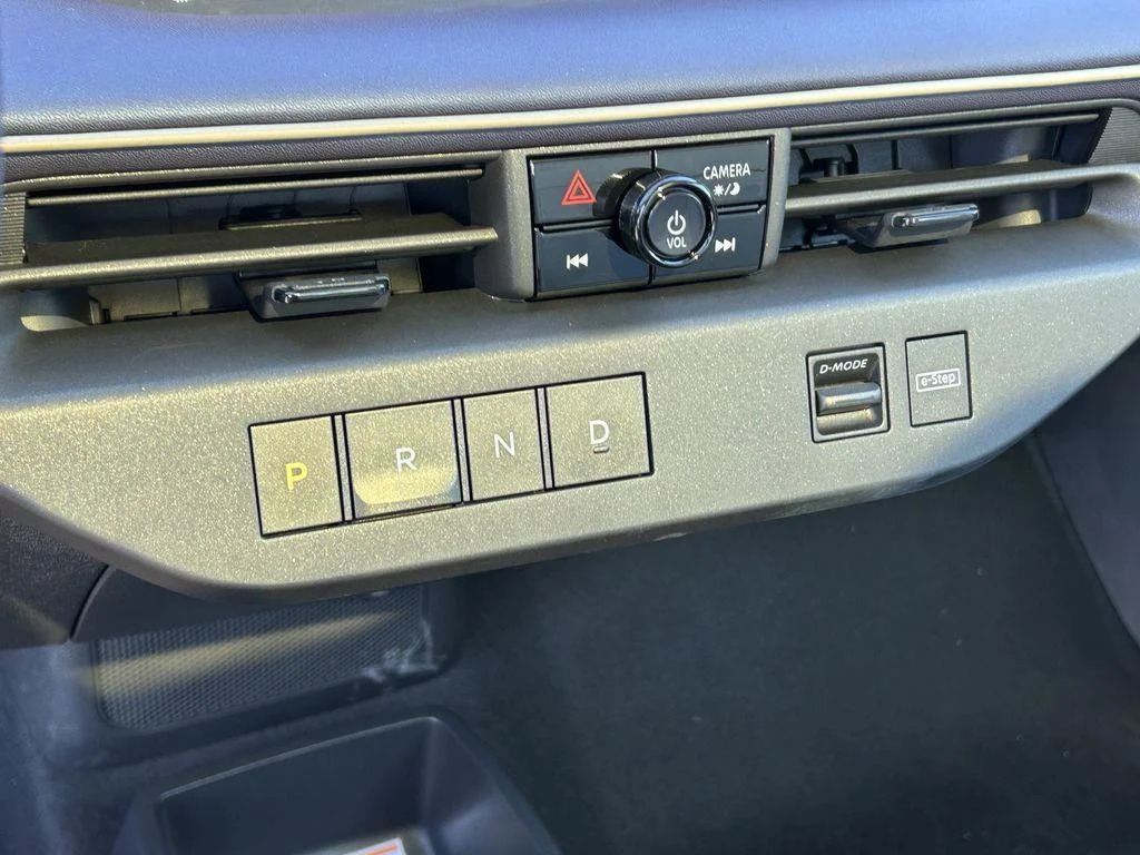 2026 Nissan LEAF Platinum+ - Photo 17