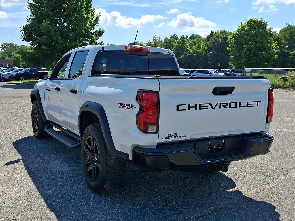 Used 2024 Summit White Chevrolet Trail Boss image 9