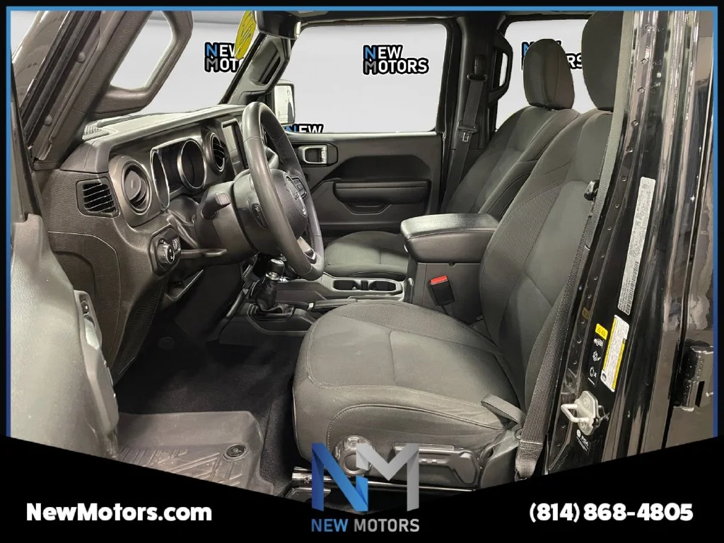 Used 2023 Black Clearcoat Jeep Sport S image 9