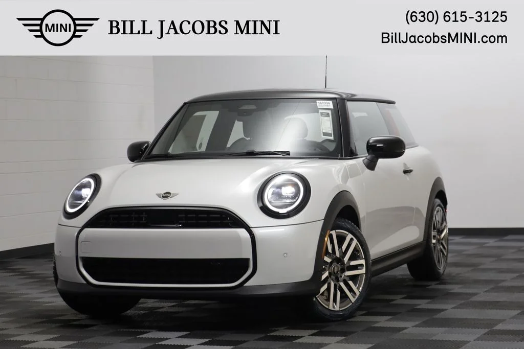 2026 MINI Hardtop Cooper Oxford Edition's photo
