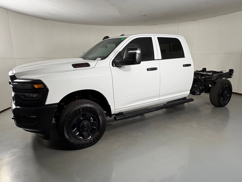 New 2026 Bright White Clear-Coat Exterior Paint RAM Tradesman image 5