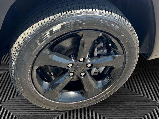 Used 2023 Bright White Clearcoat Jeep Altitude image 10