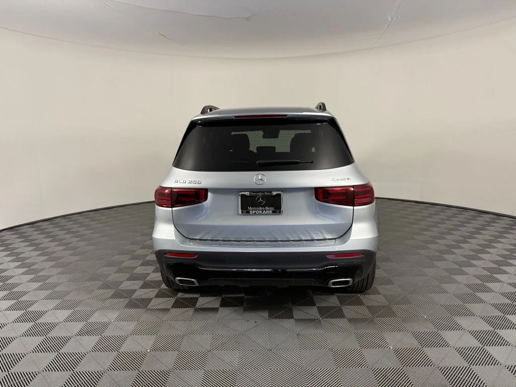 Certified Used 2025 Silver Mercedes-Benz GLB 250 image 6
