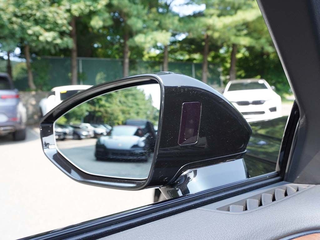 Used 2020 Black Audi 4.0 image 38
