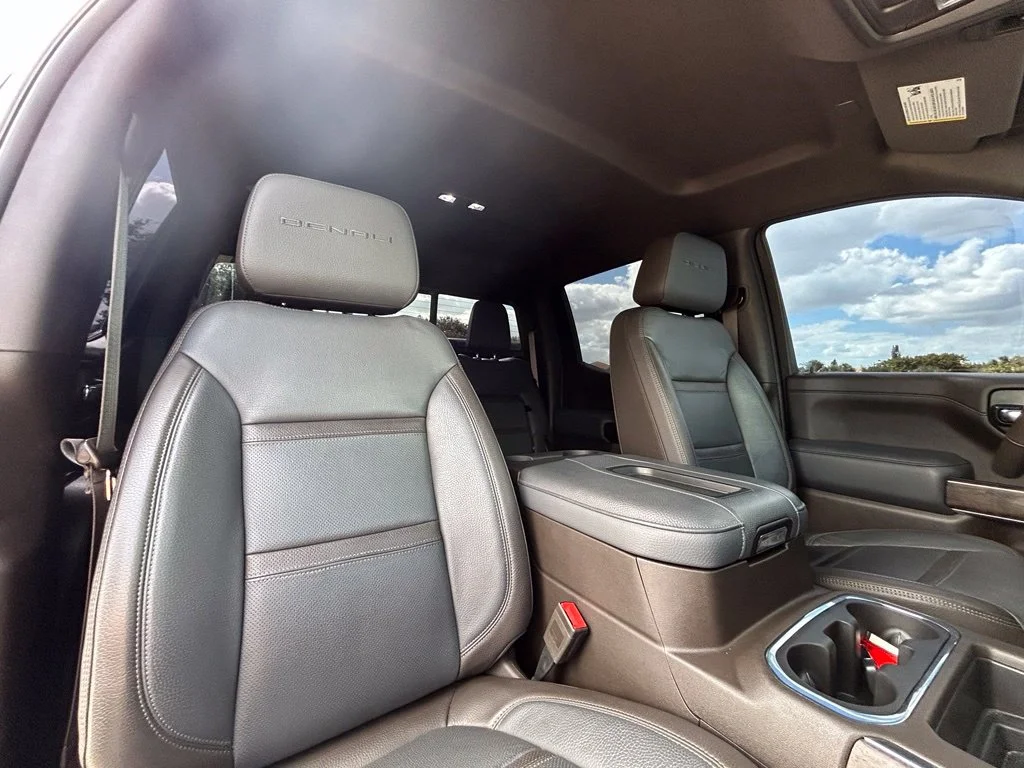Used 2021 White Frost GMC Denali image 28