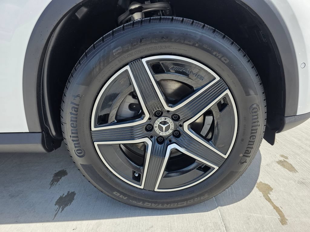 New 2026 Polar White Mercedes-Benz GLC 300 image 39