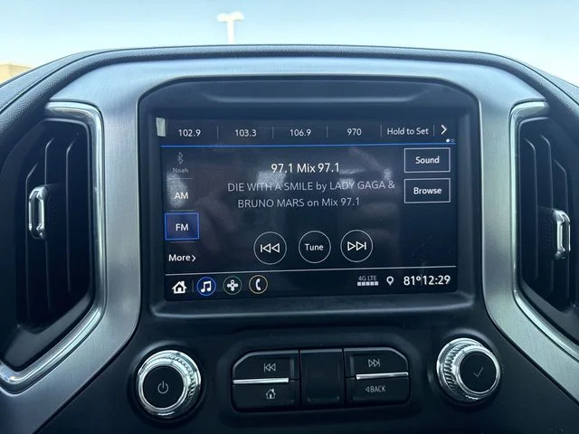 Used 2020 Silver GMC SLE image 16