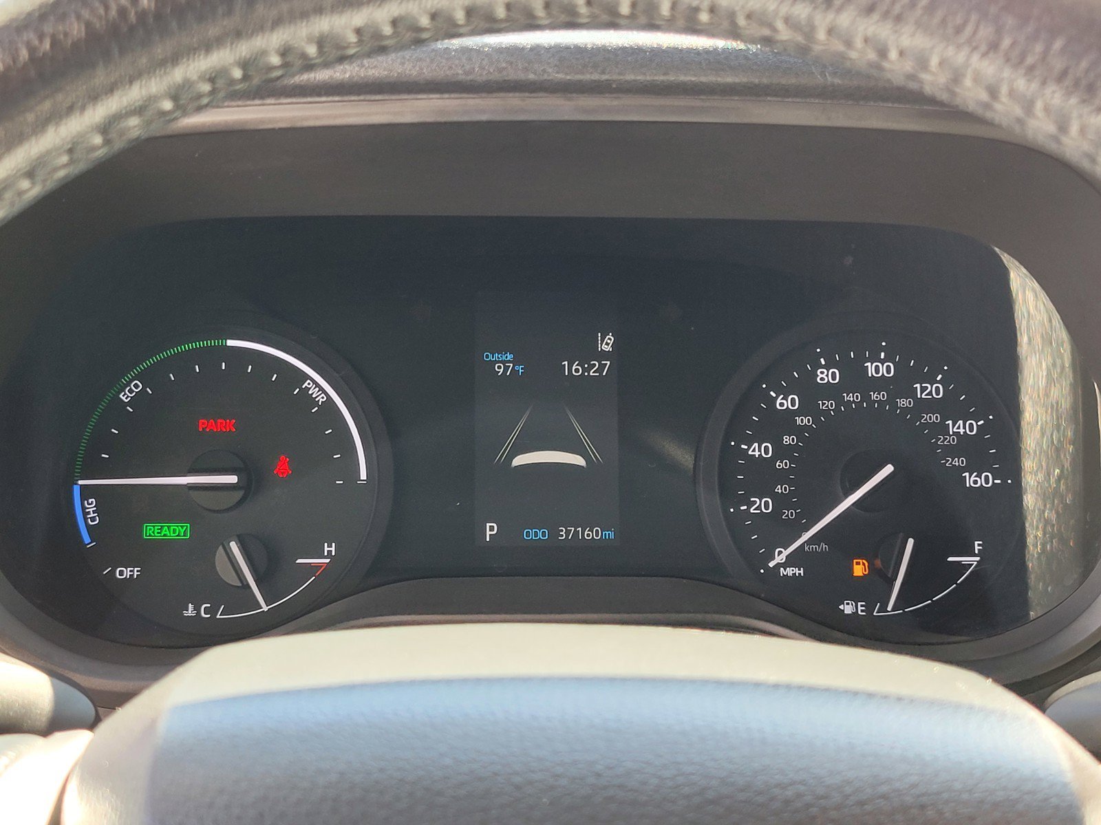 Used 2022 Silver Toyota XLE image 24