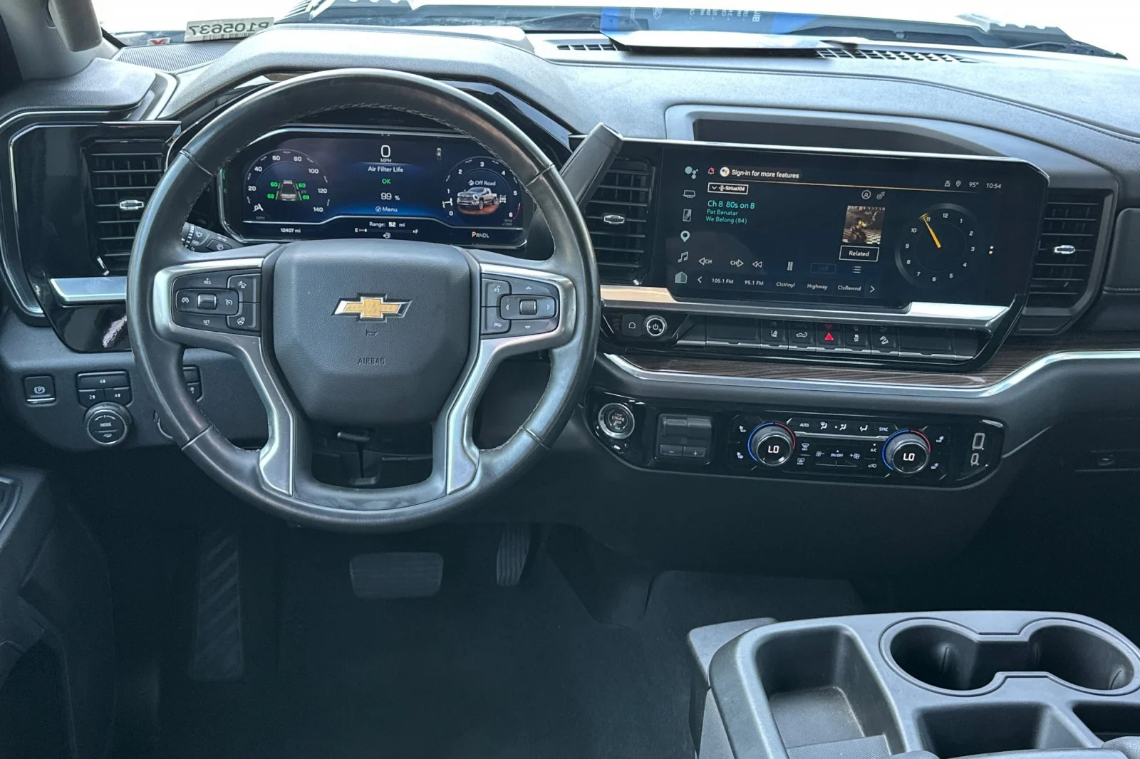 Used 2025 White Chevrolet LT image 13